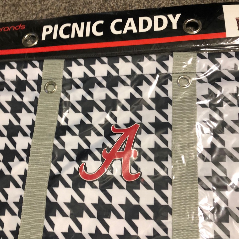 Alabama Houndstooth picnic caddy